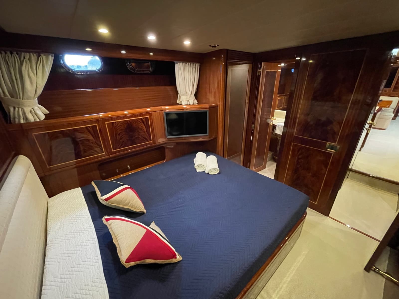 Mangusta 80  view 4