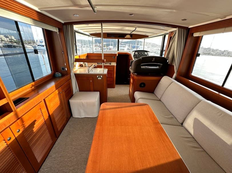 Beneteau Swift Trawler 44 for sale view 37