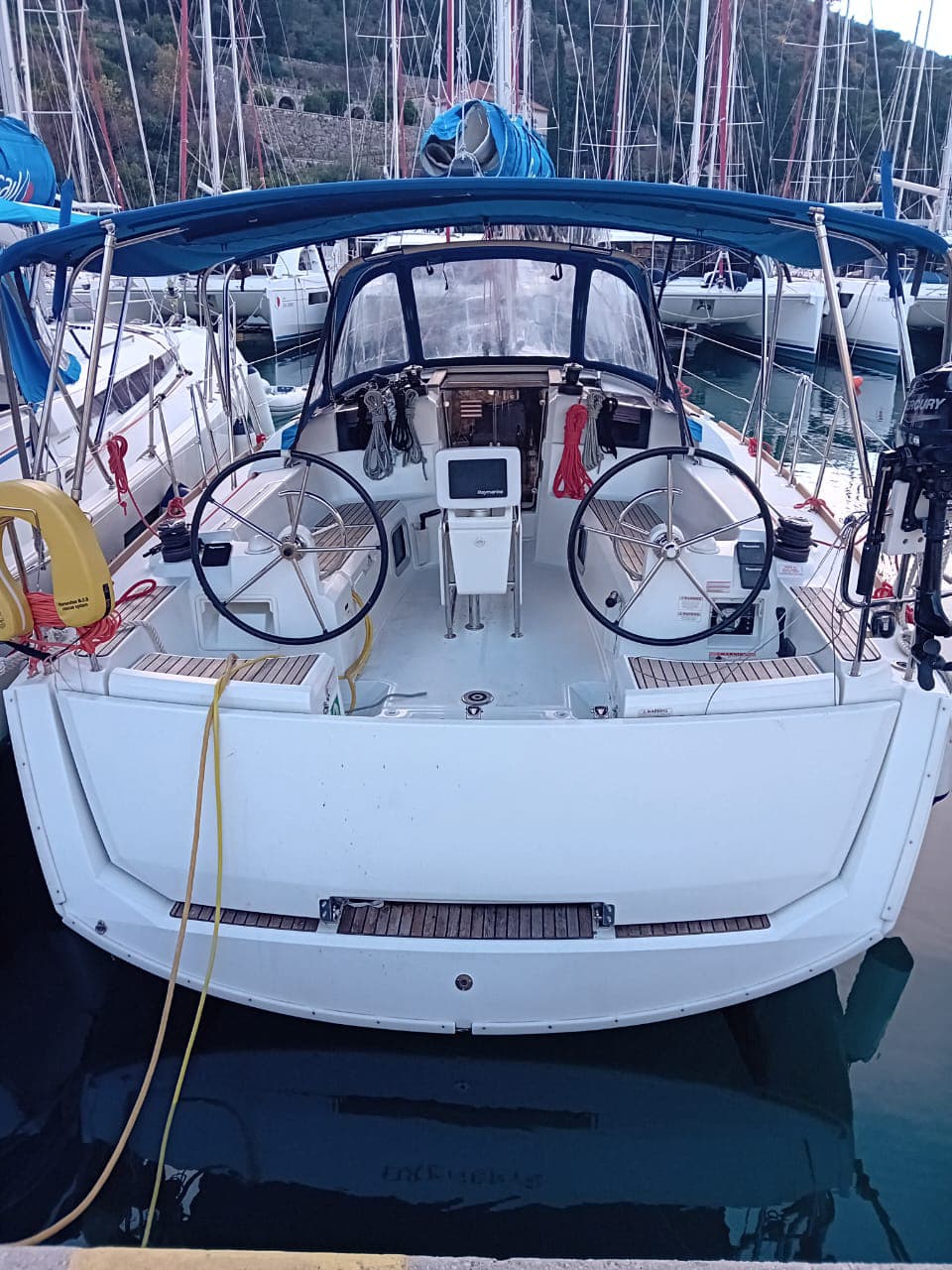 Jeanneau Sun Odyssey 389 view 2