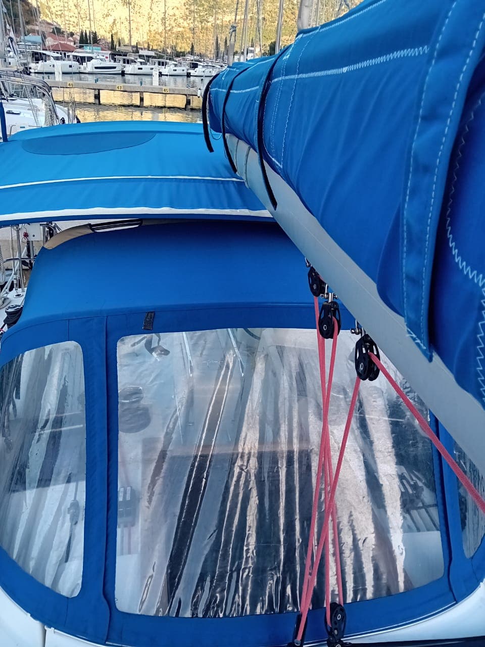 Jeanneau Sun Odyssey 389 view 19