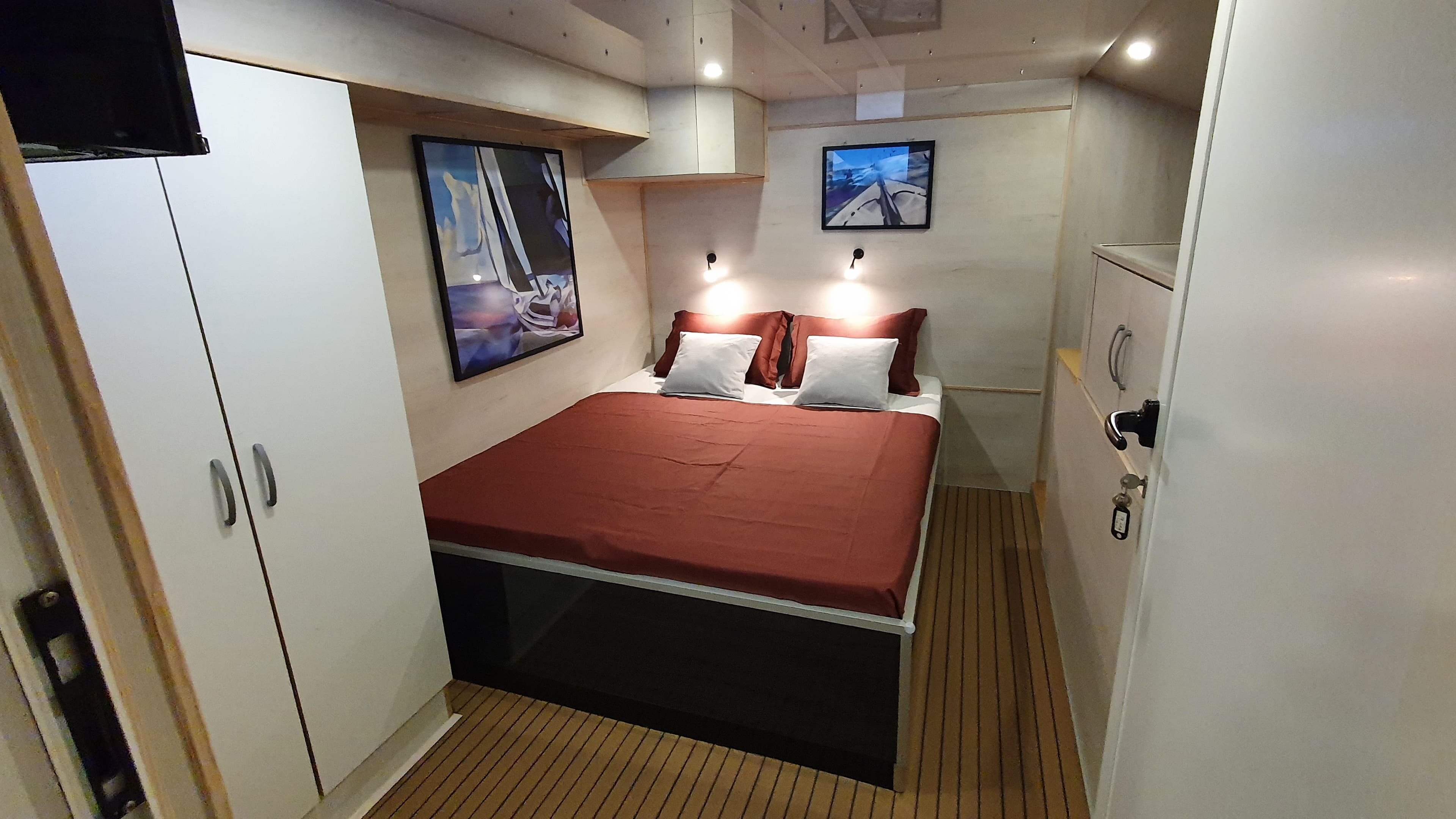 UPWIND 50 ECO view 12