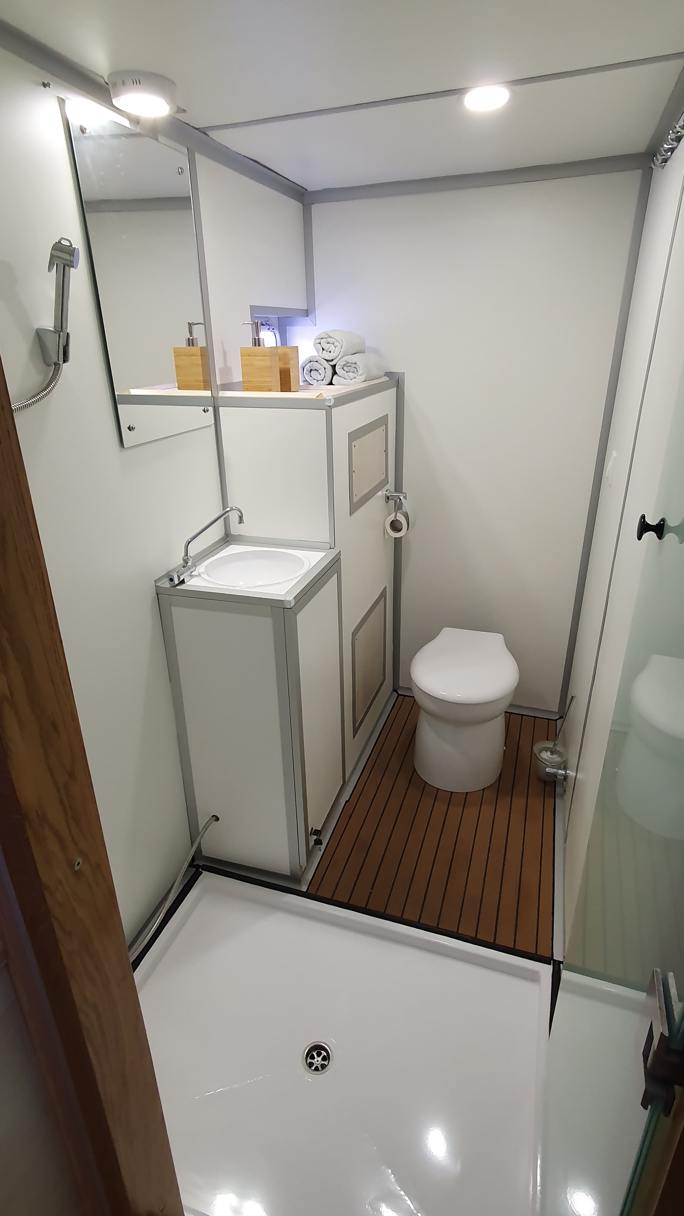 UPWIND 50 ECO view 16