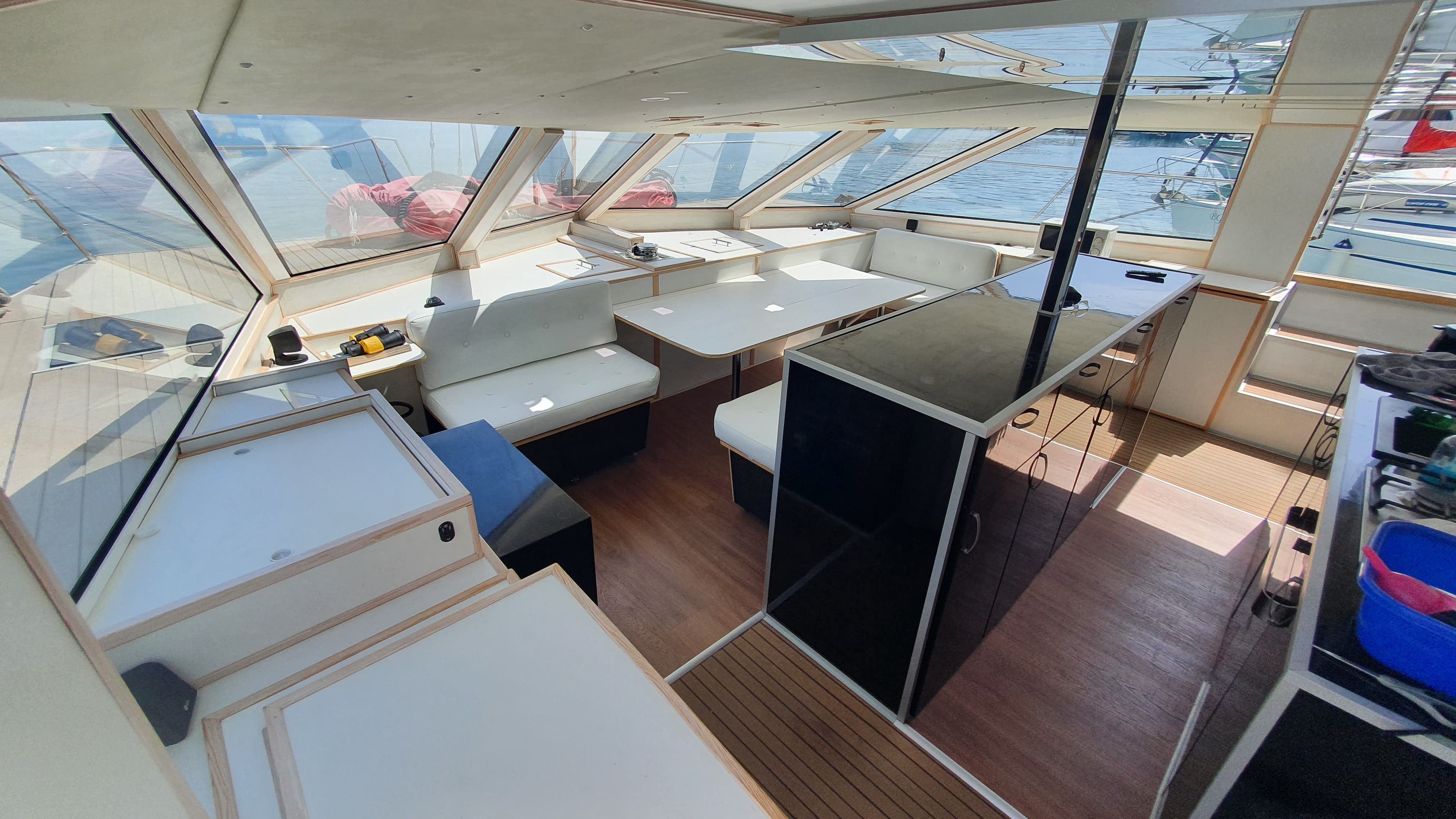 UPWIND 50 ECO view 19
