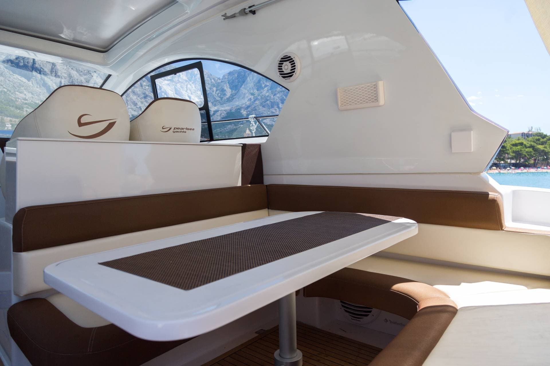 Pearlsea 40 HT Coupe view 28