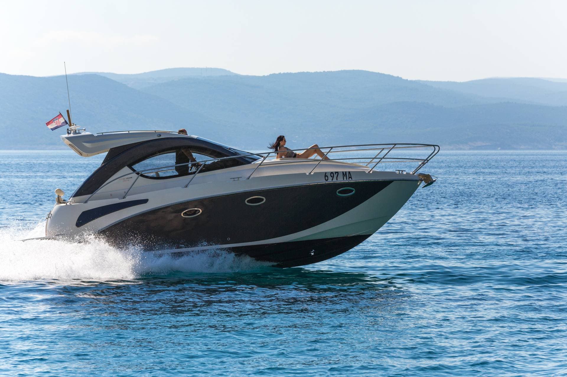 Pearlsea 31 Hard Top view 18