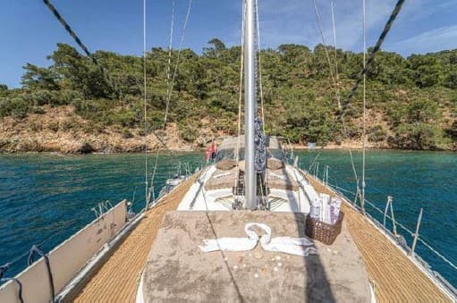 Bavaria Cruiser 56 view 3