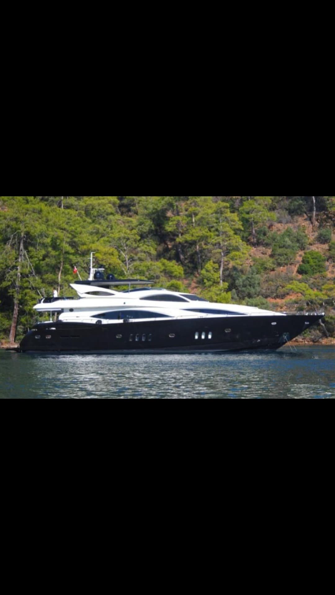 Sunseeker 105 Yacht Natalia – 32m Luxury Motor Yacht view 2