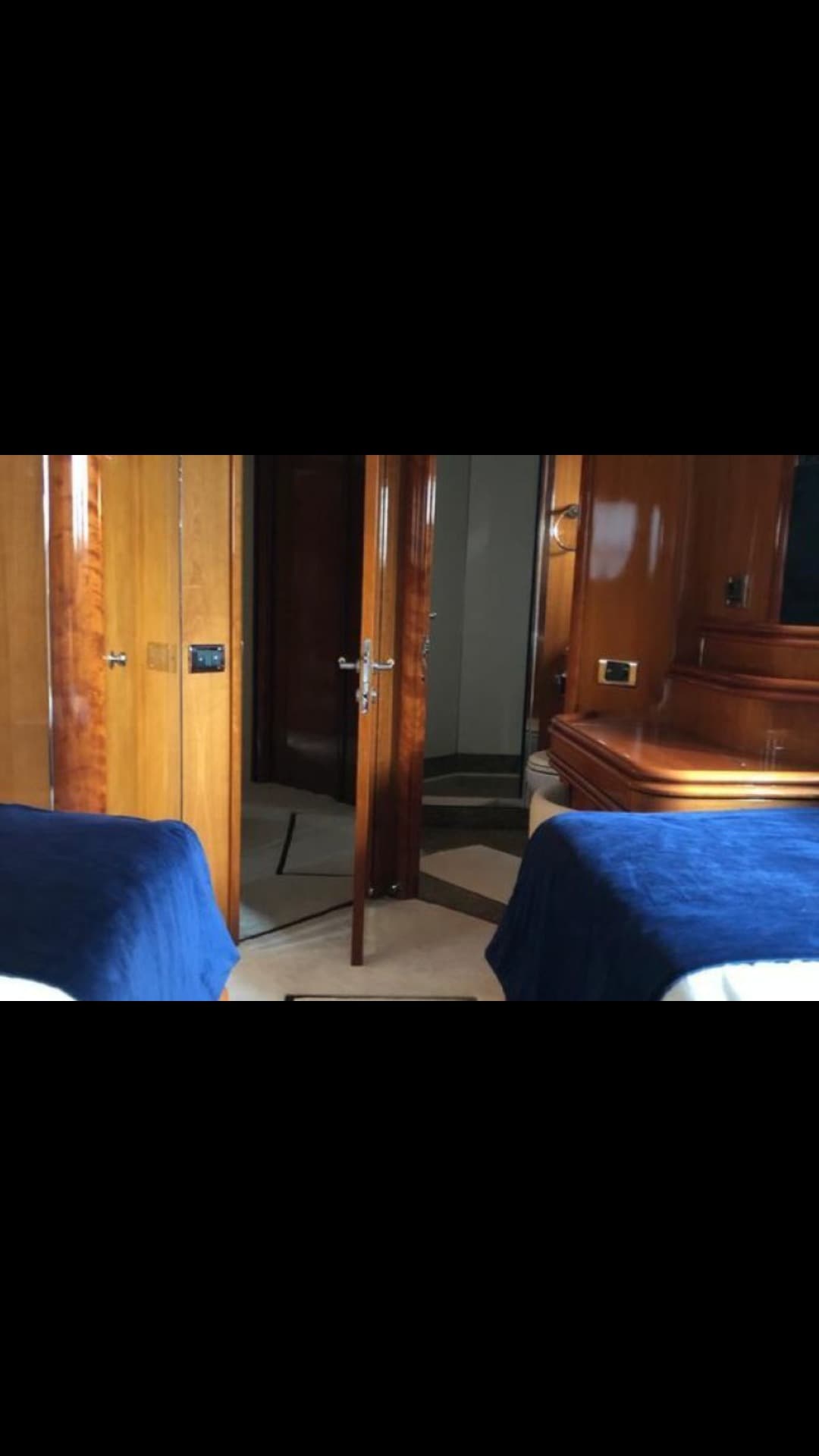 Sunseeker 105 Yacht Natalia – 32m Luxury Motor Yacht view 16