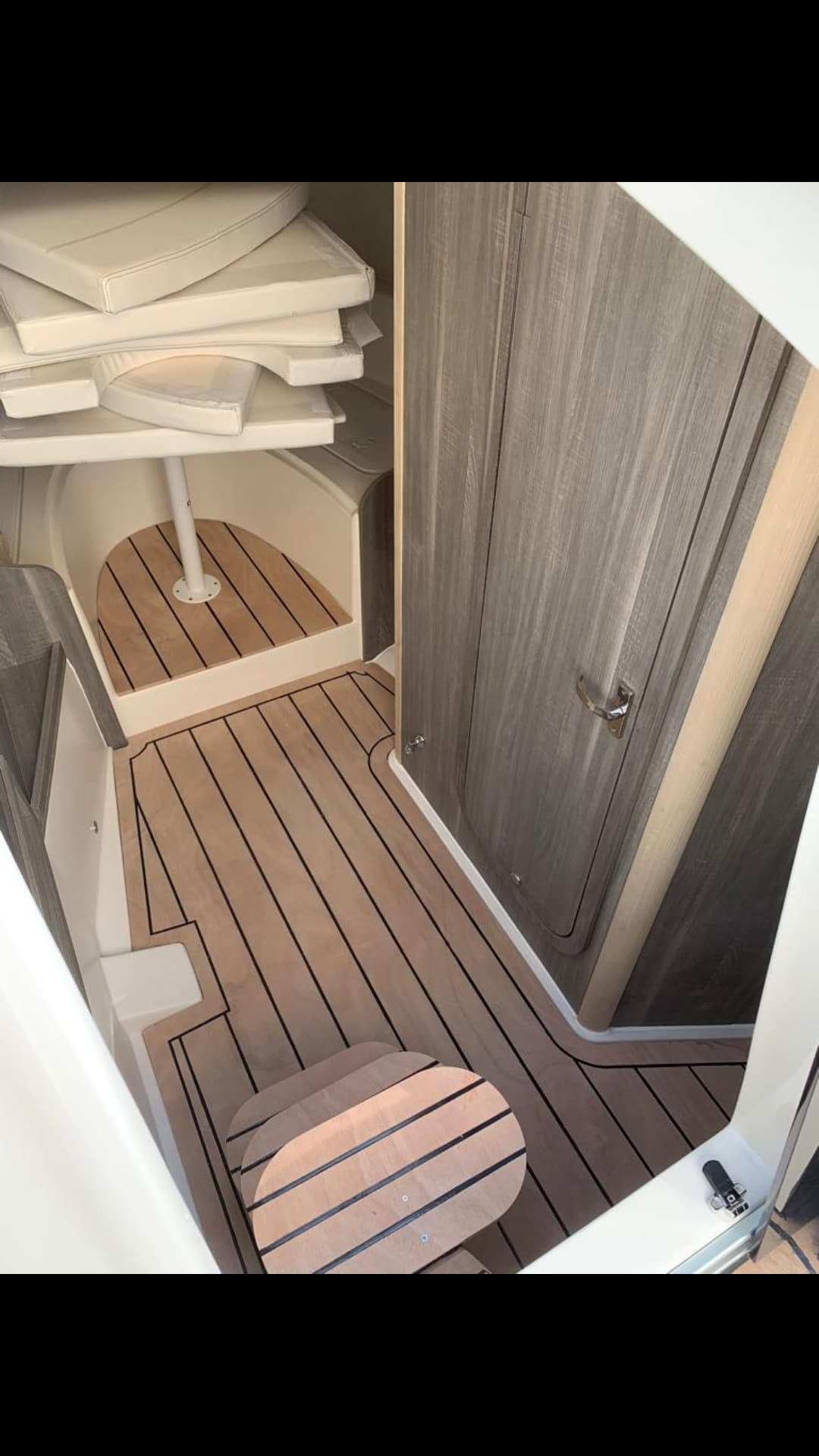 Calion 33 WA T-Top view 7