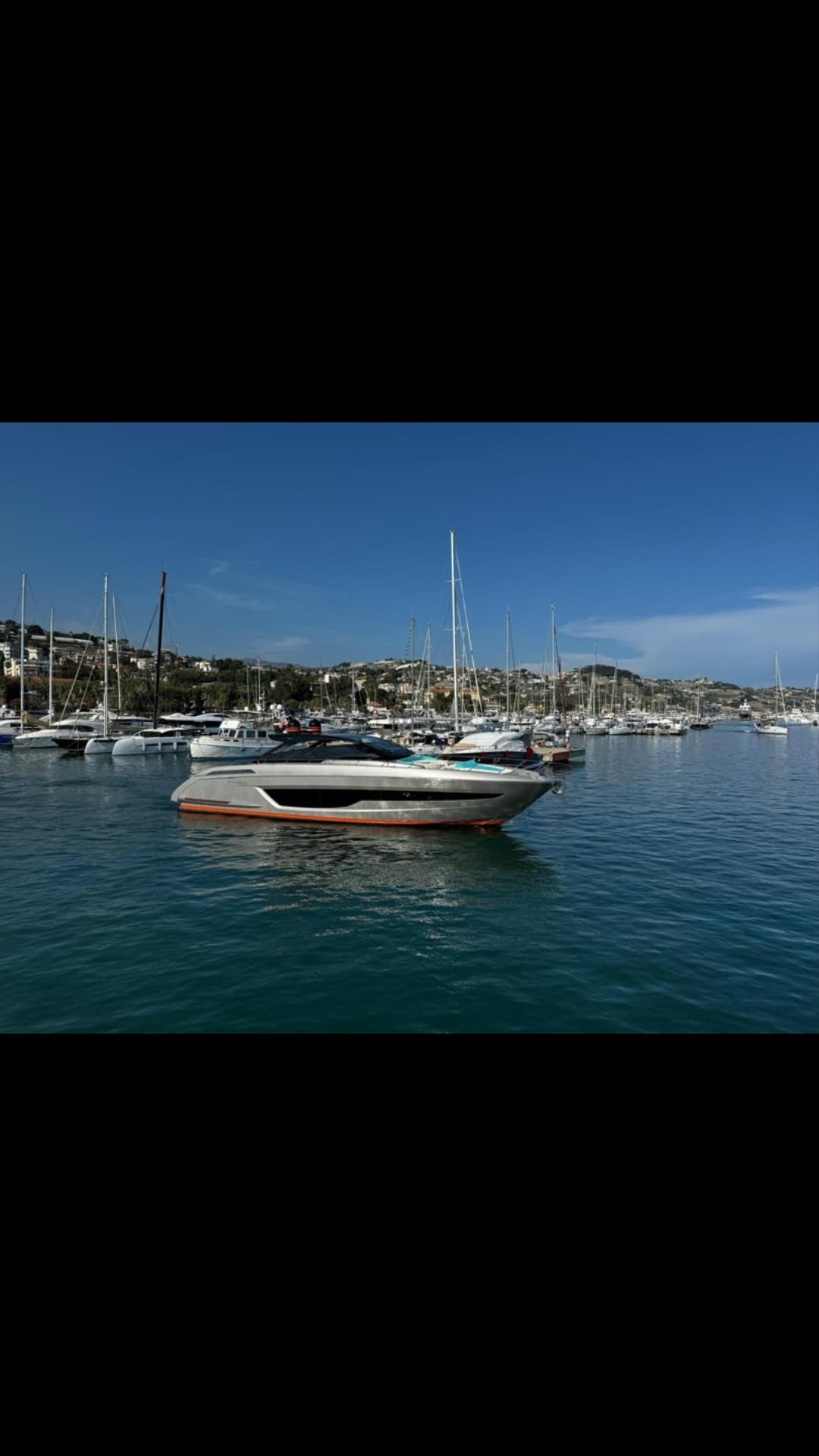 Riva Diable 68 view 2