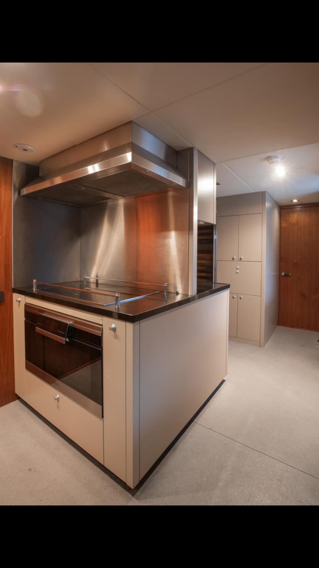 Sunseeker 40M view 45