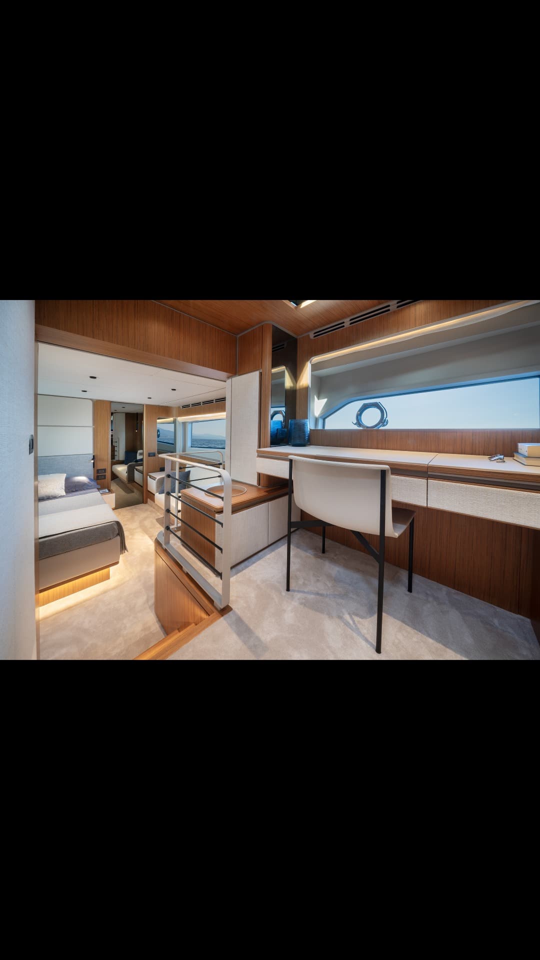 Ferretti Yachts 670 view 28