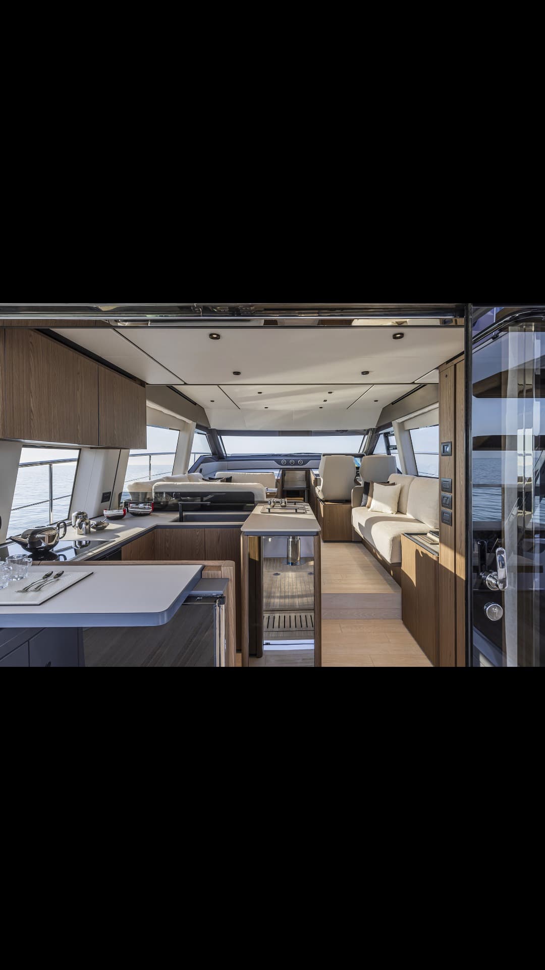 Ferretti Yachts 580 view 26