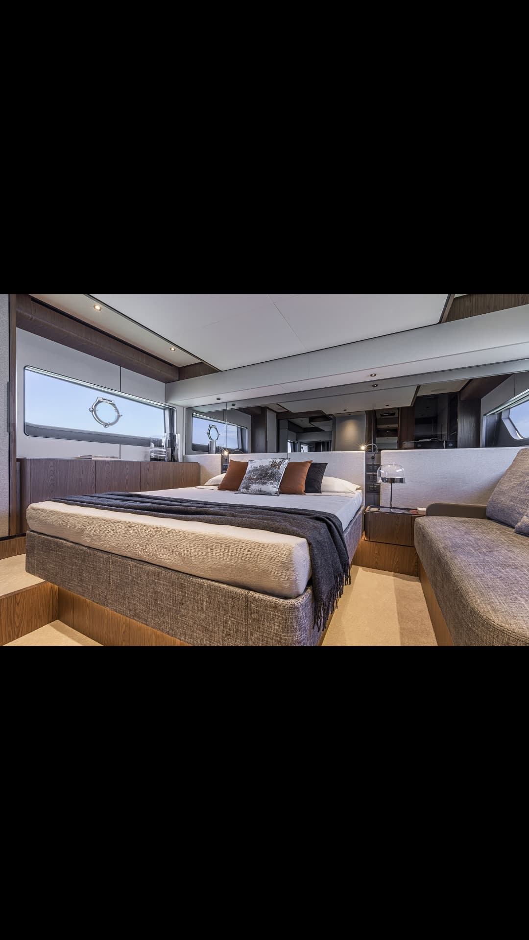 Ferretti Yachts 580 view 20