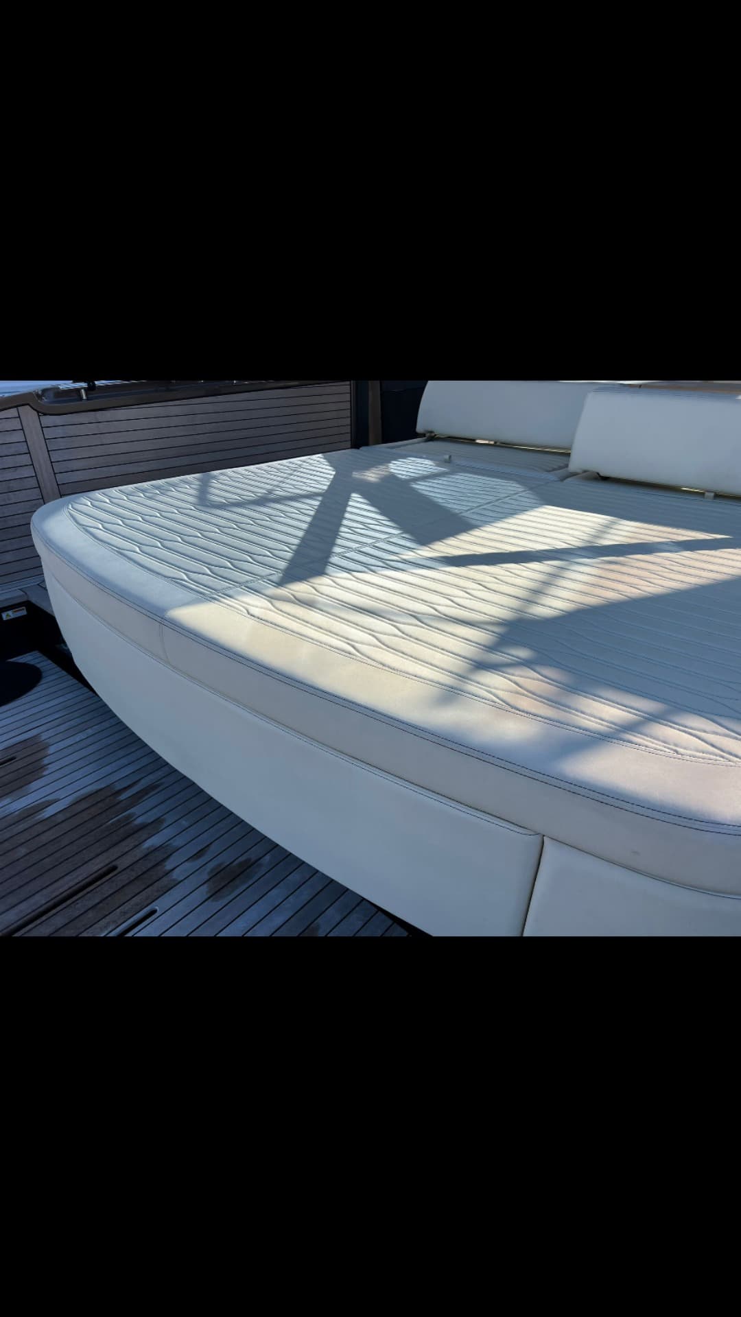 Cranchi 46 Luxury Motor Yacht view 15