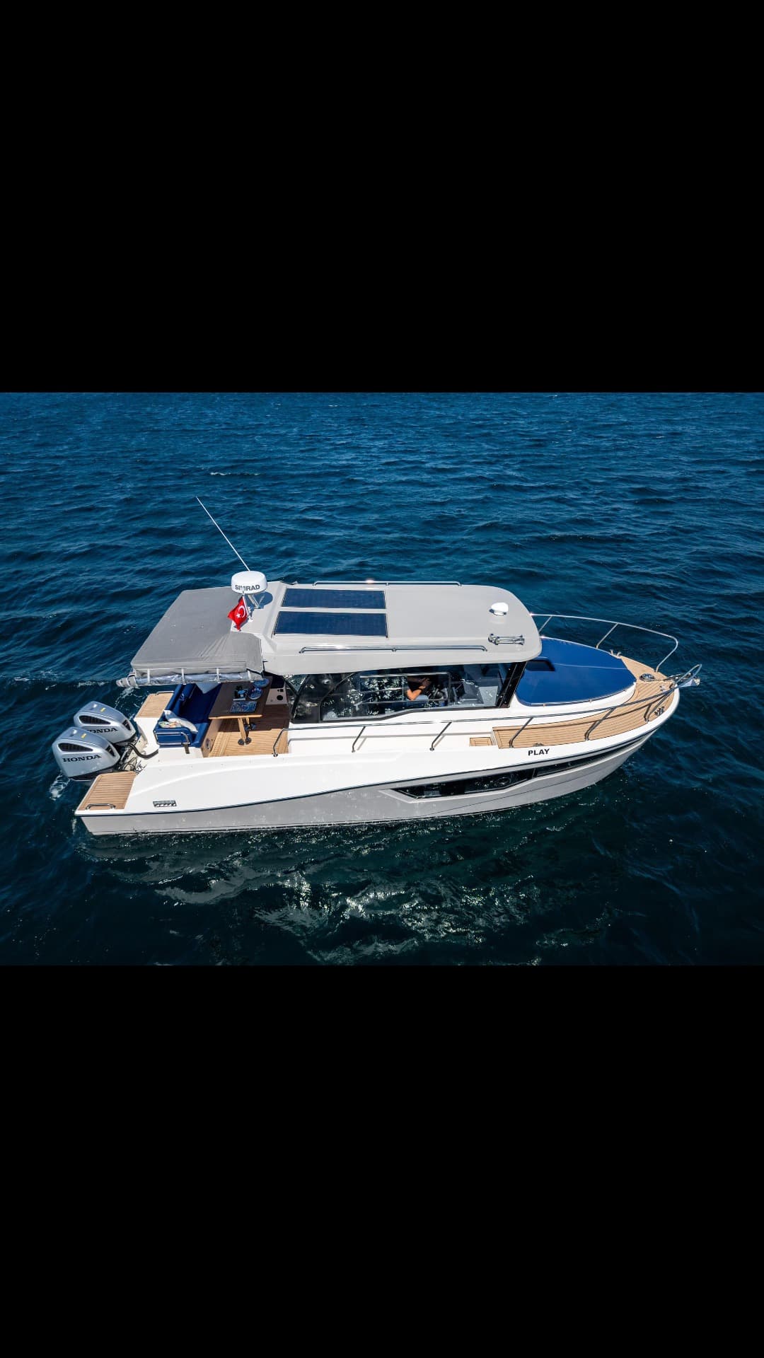 SEA DREAM view 1