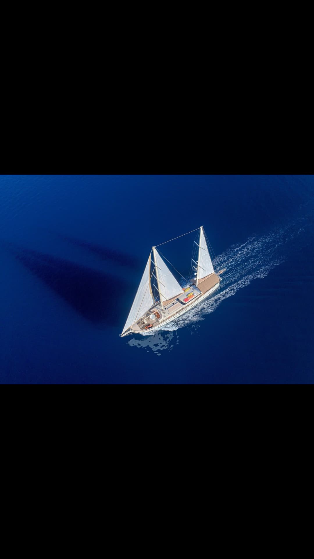 QUEEN OF SALMAKIS view 14