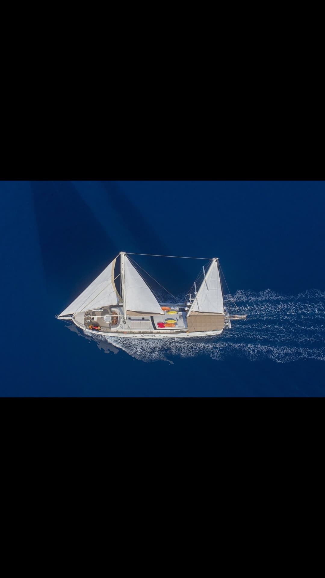 QUEEN OF SALMAKIS view 15