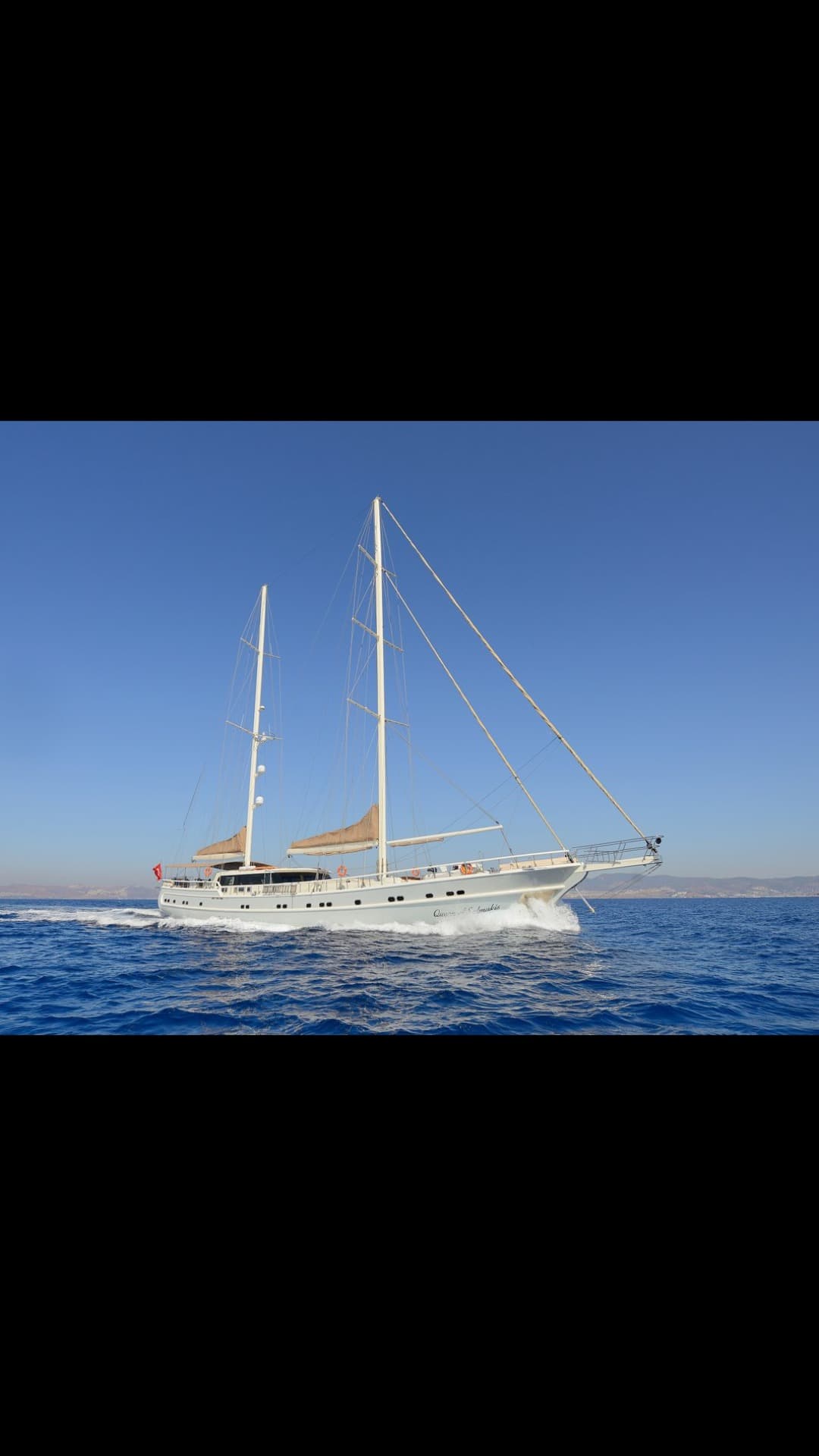QUEEN OF SALMAKIS view 28