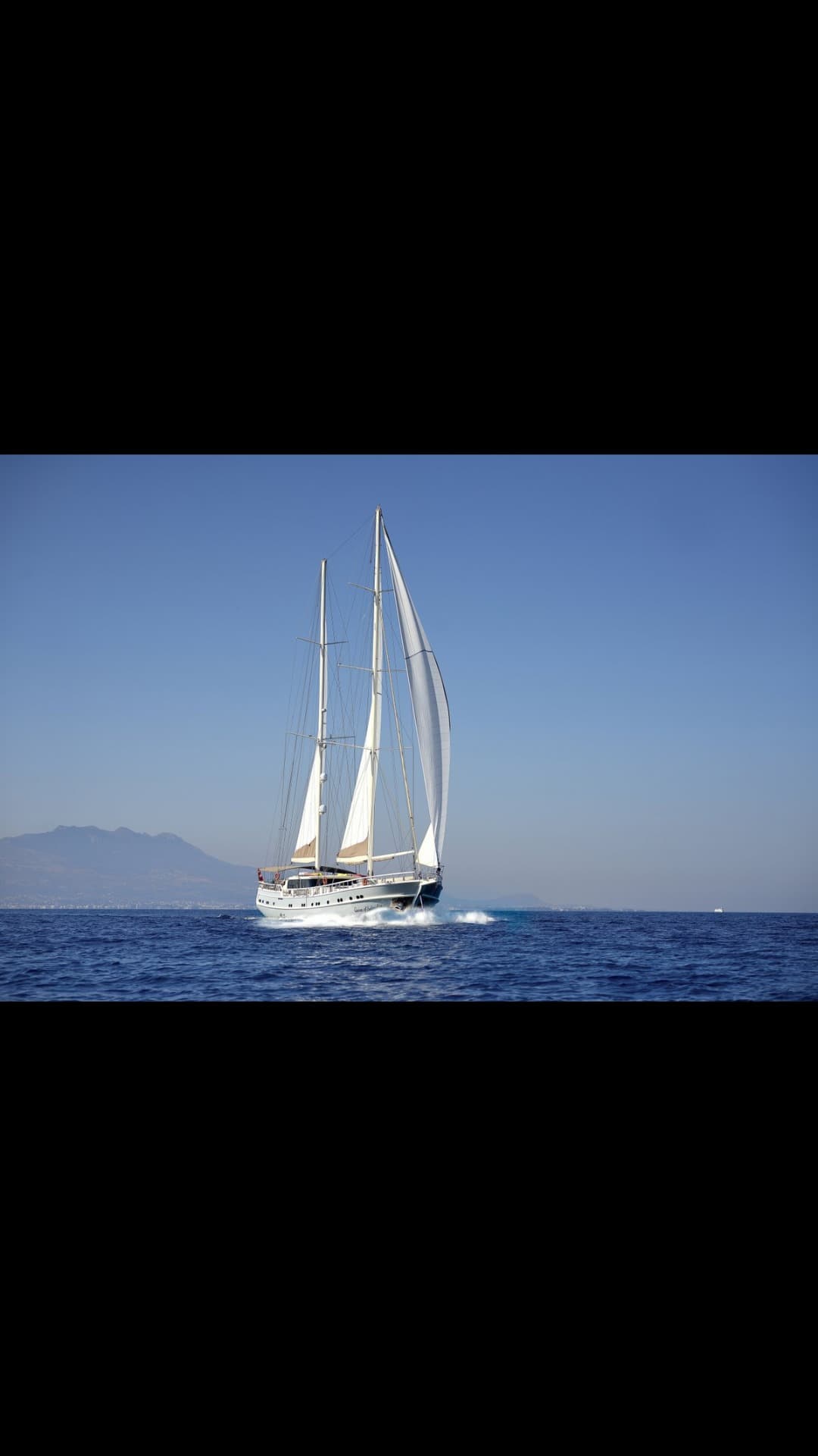 QUEEN OF SALMAKIS view 32