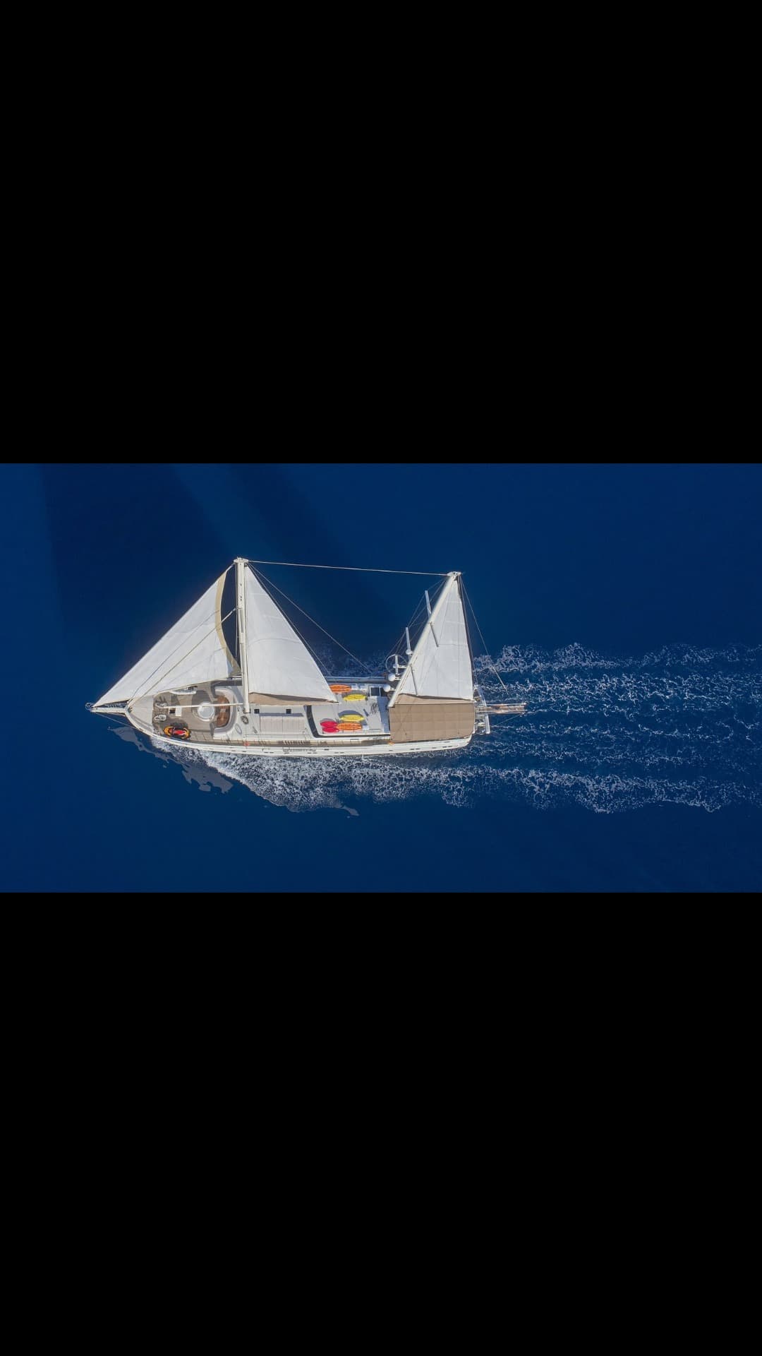 QUEEN OF SALMAKIS view 16