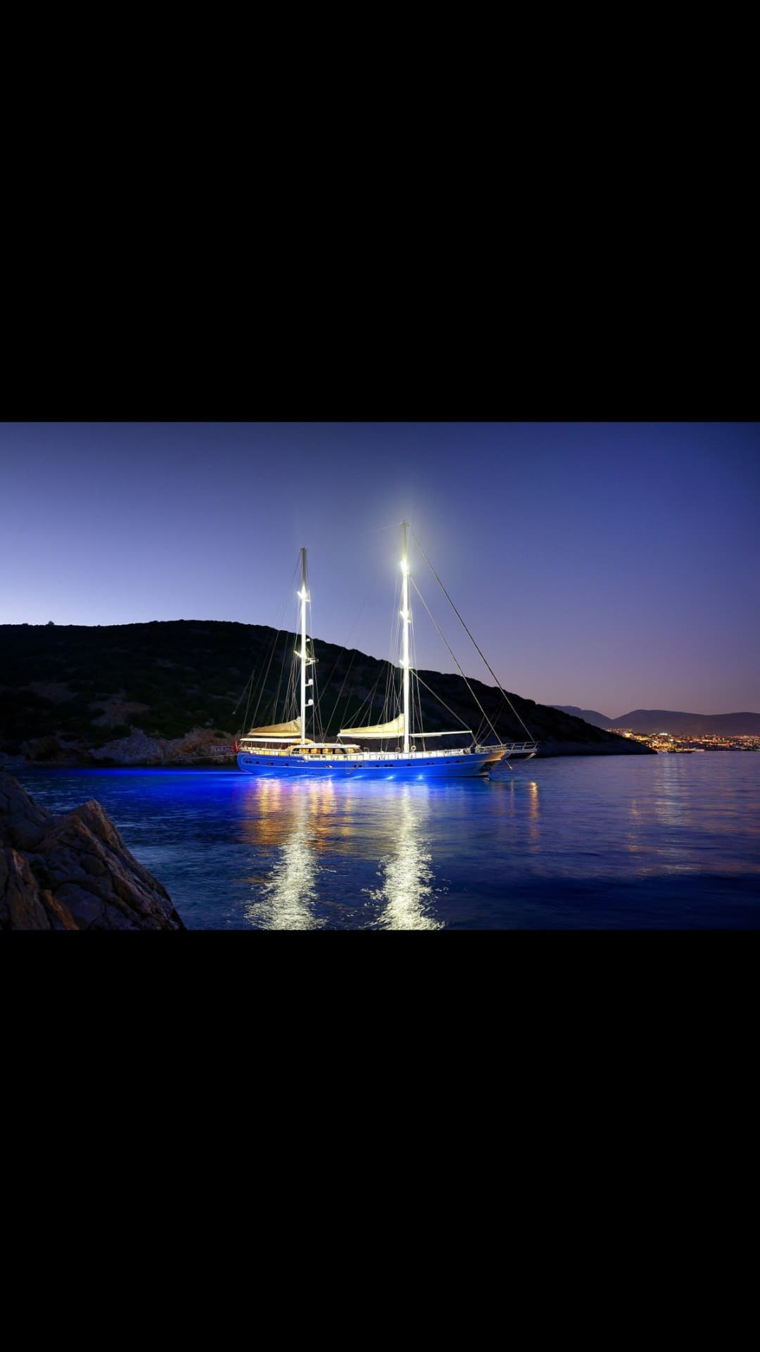 QUEEN OF SALMAKIS view 40