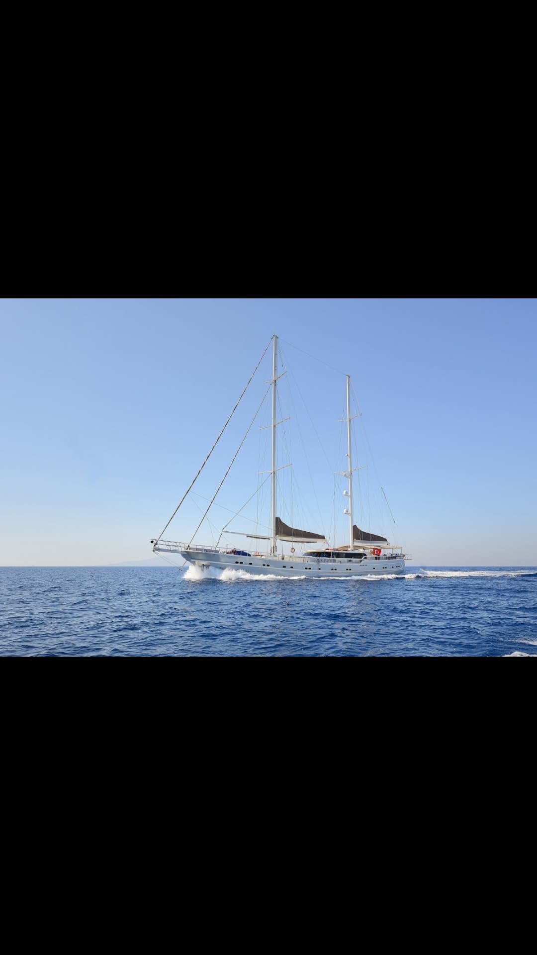 QUEEN OF SALMAKIS view 41