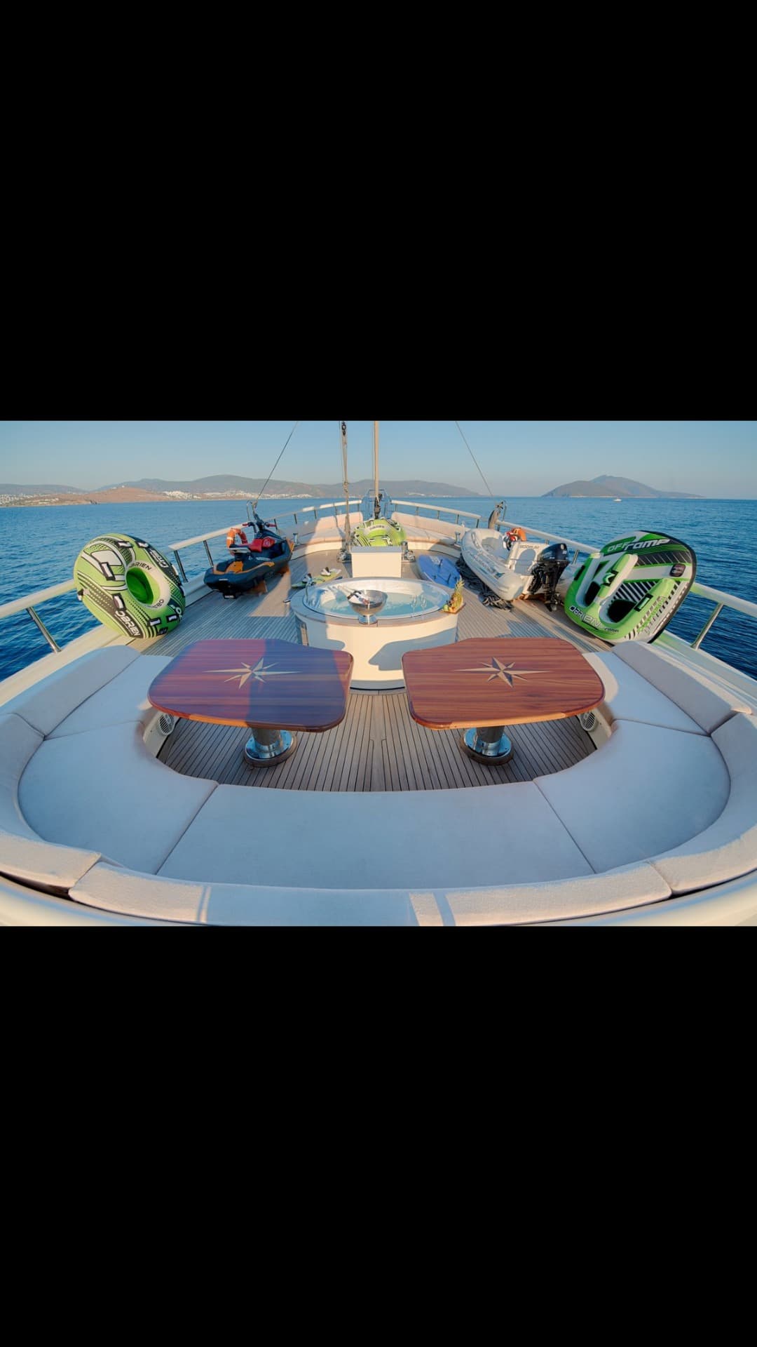 QUEEN OF SALMAKIS view 53