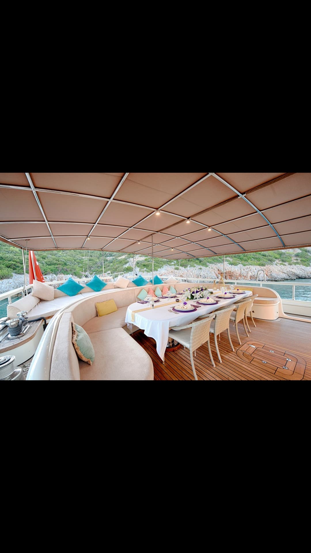 QUEEN OF SALMAKIS view 51