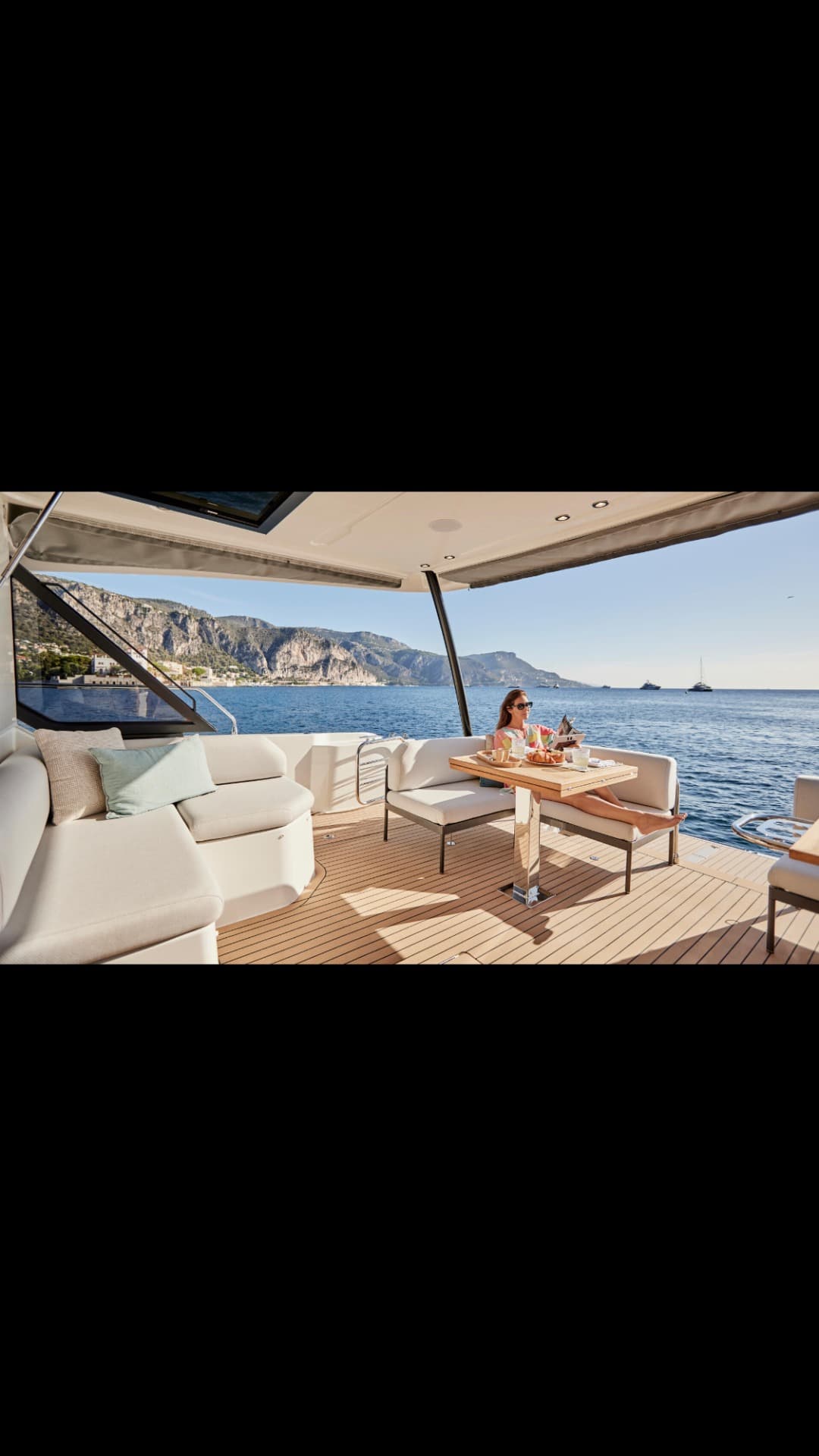 PRESTIGE M48 view 8
