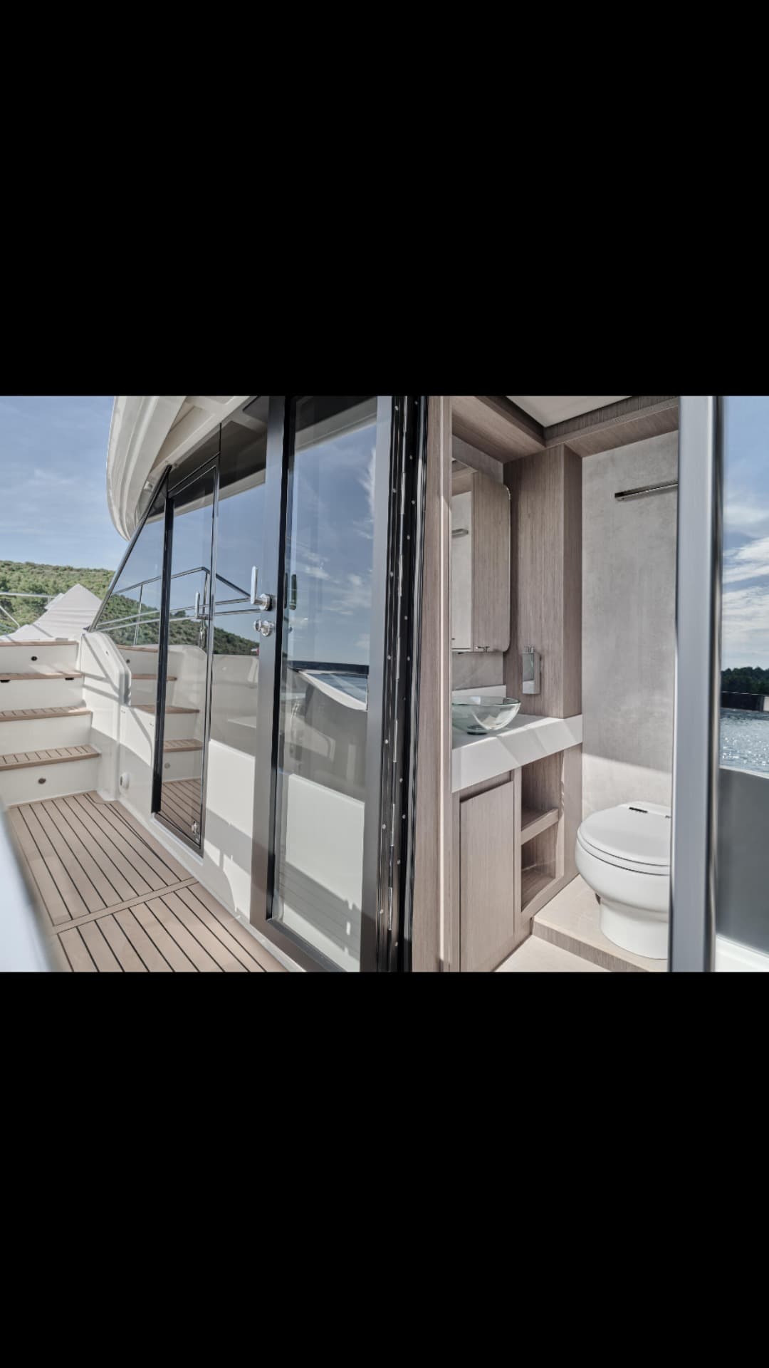PRESTIGE M8 view 11