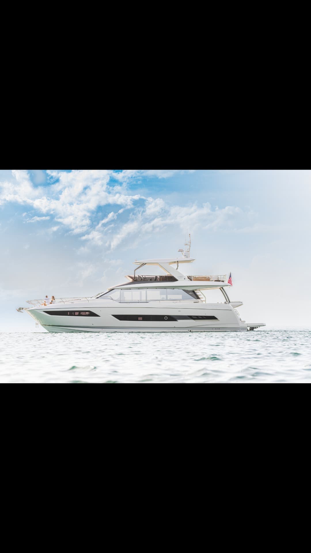 Prestige 690 view 1