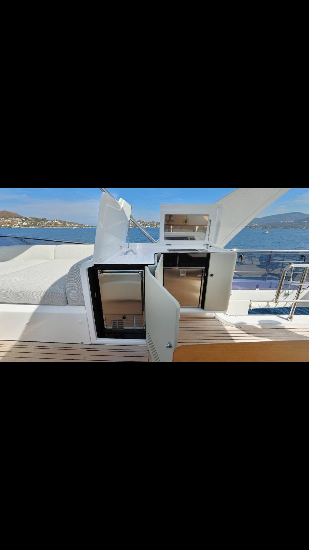Azimut 60 view 10