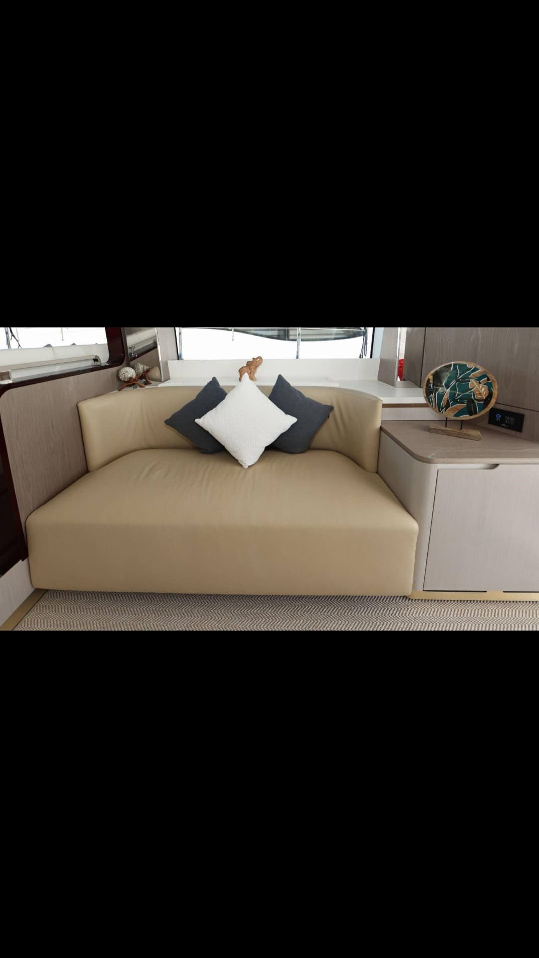 Azimut 60 view 26