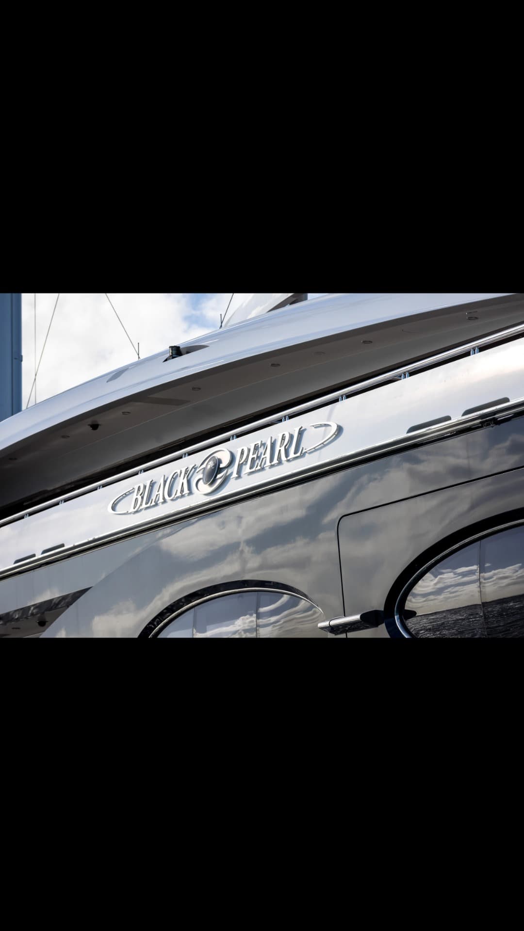 Black Pearl view 9