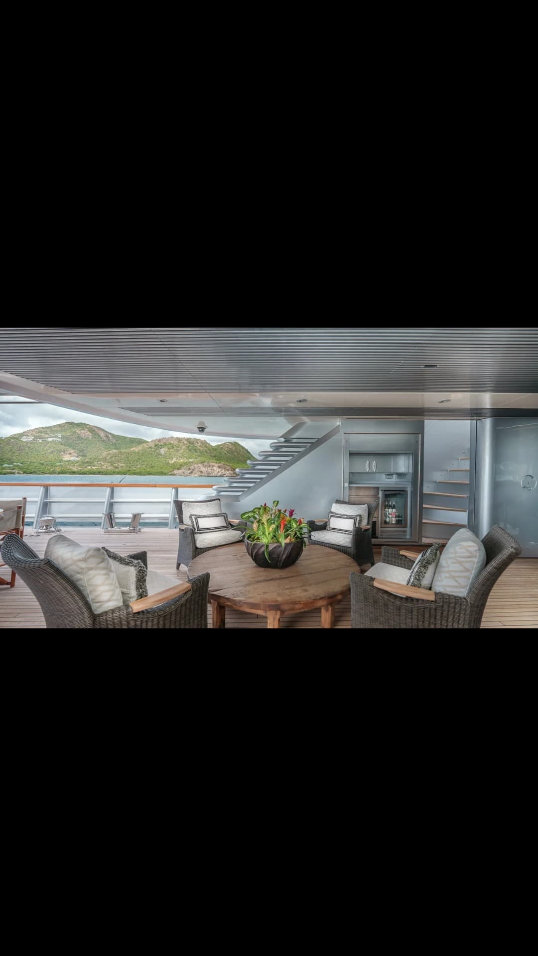 MALTESE FALCON view 15
