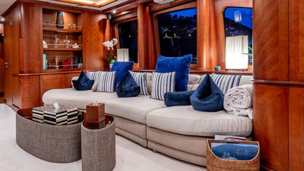 Benetti Classic 120 view 23