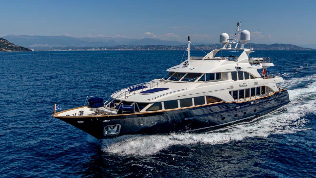 Benetti Classic 120 view 5