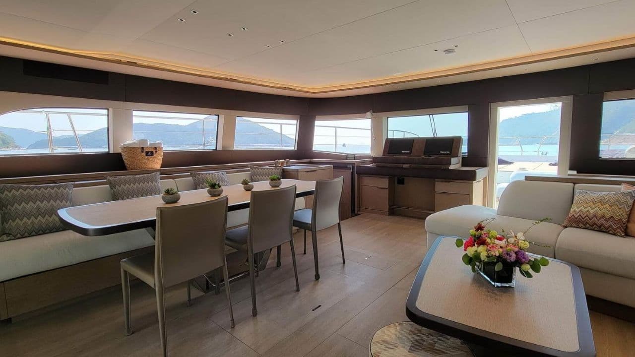 BLUE IRIS 67 view 9