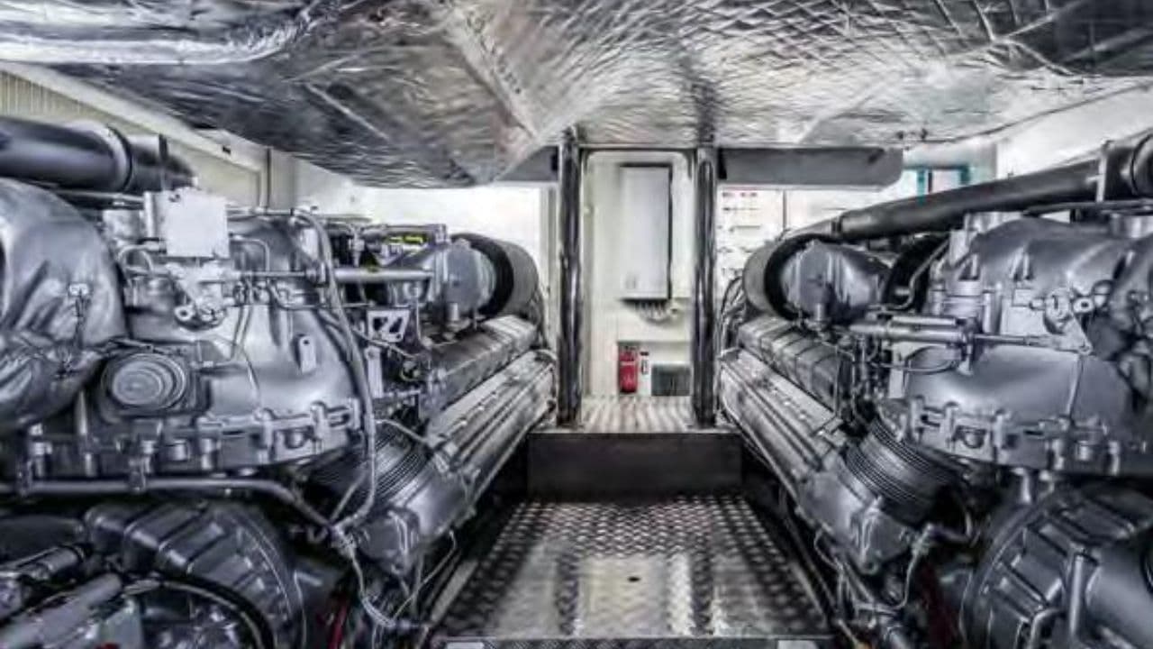 Pershing 9X view 13