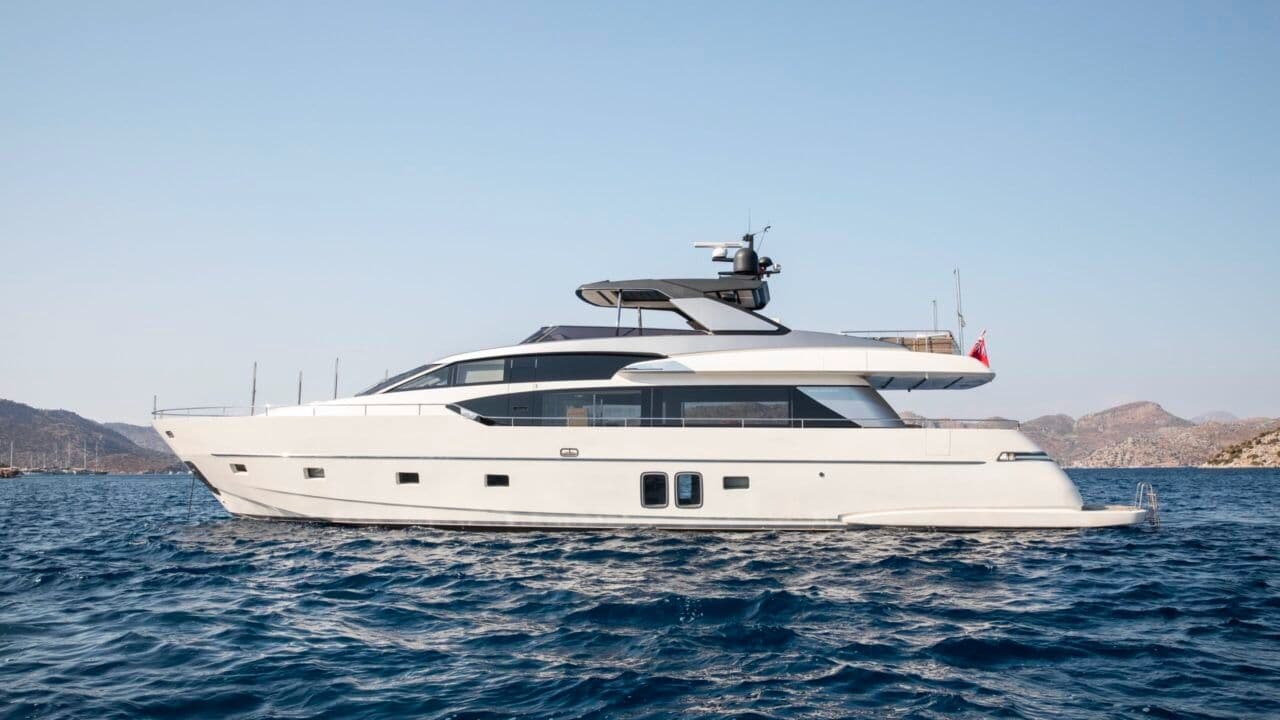 Sanlorenzo SL86 view 4