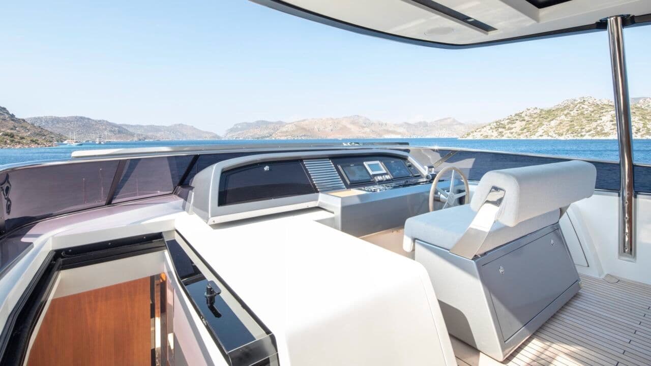 Sanlorenzo SL86 view 22