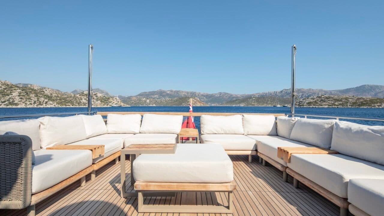 Sanlorenzo SL86 view 31