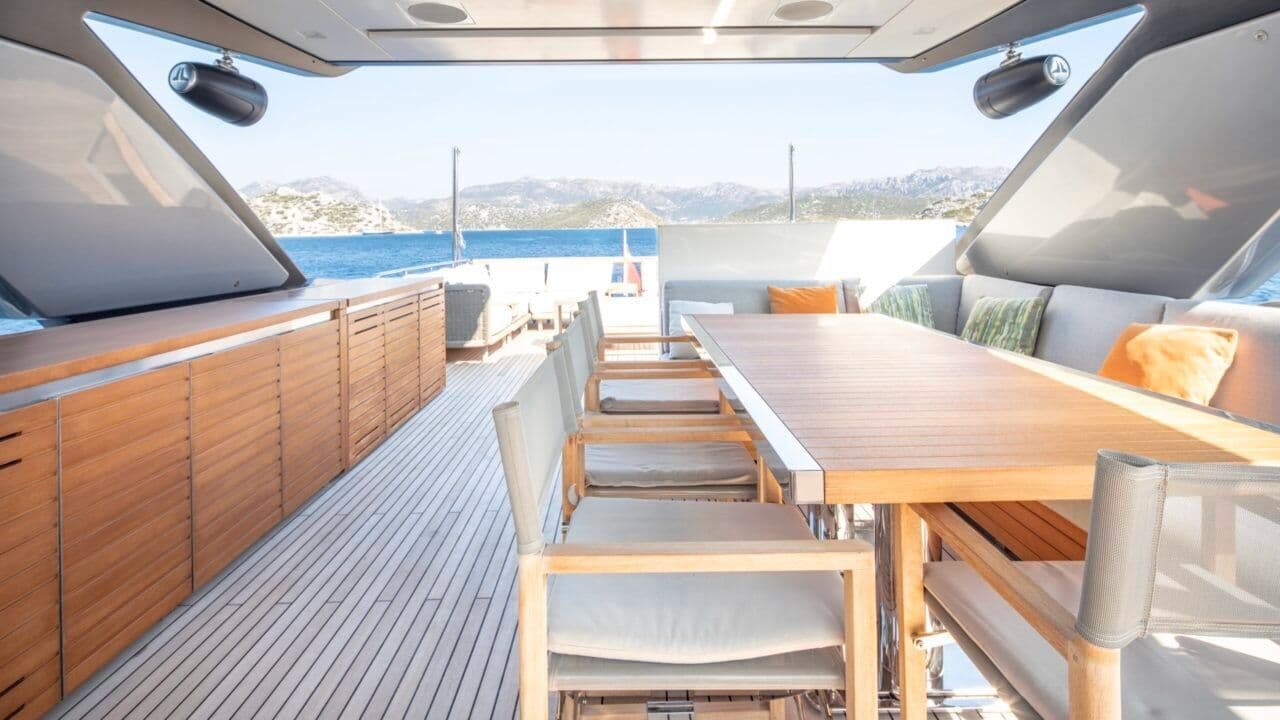 Sanlorenzo SL86 view 25