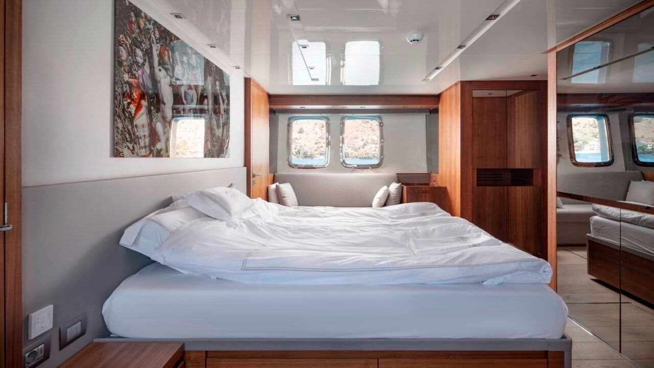 Sanlorenzo SL86 view 50