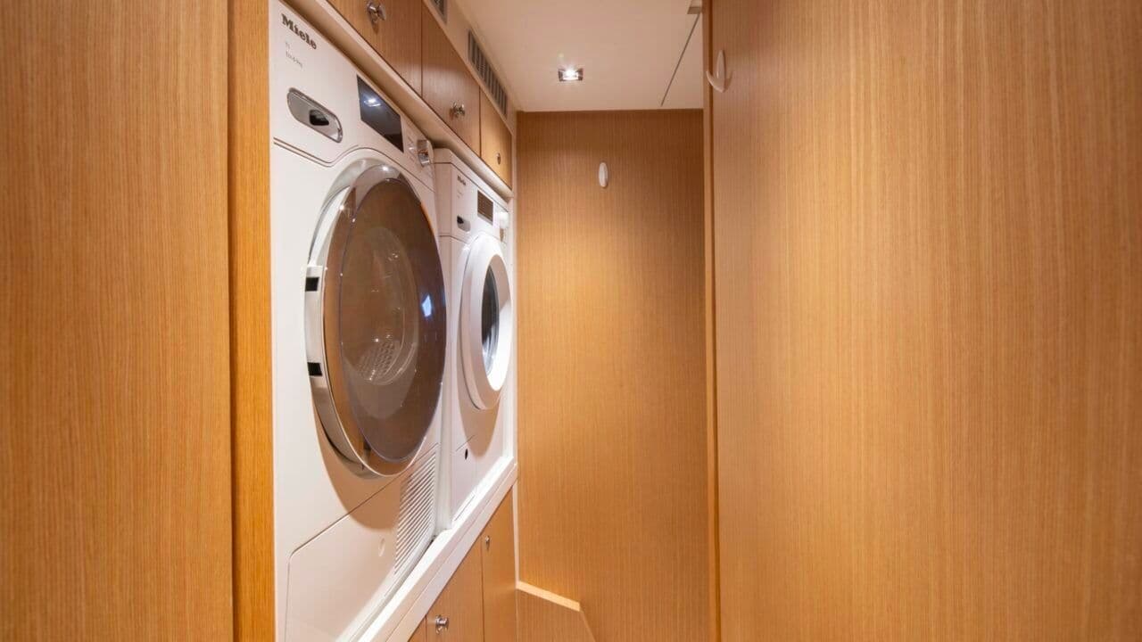 Sanlorenzo SL86 view 71