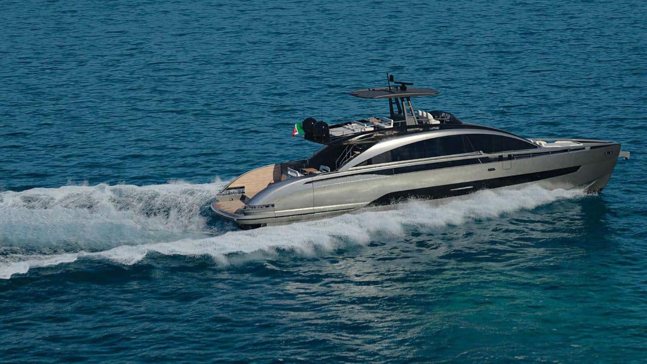 Pershing GTX80 view 1