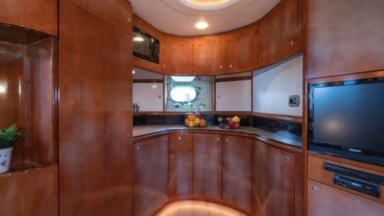 Baia 63 Azzurra view 8