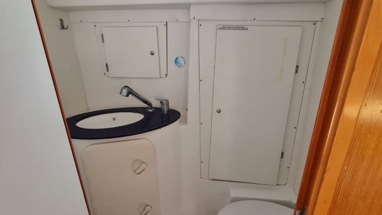 Beneteau Cyclades 43.4 view 16
