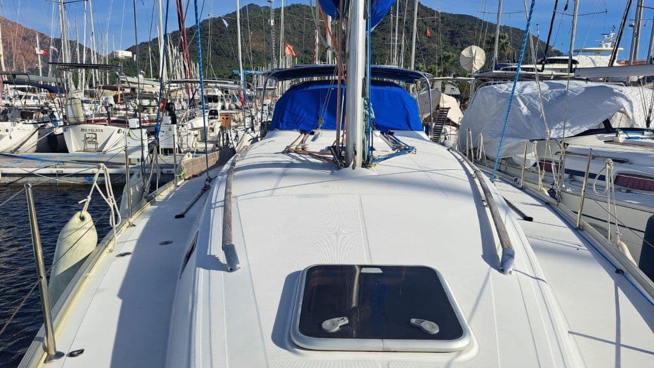 Beneteau Cyclades 43.4 view 17